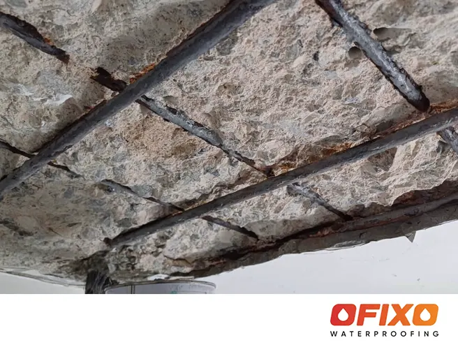 Concrete spalling repair in Dubai - rebar treatment and repair mortar by Ofixo